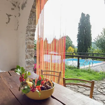בקתה Rustic With Pool